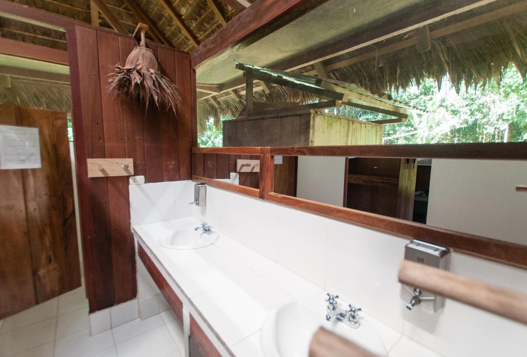 Amazon Field Station Byinkaterra Vandrehjem Puerto Maldonado Eksteriør billede